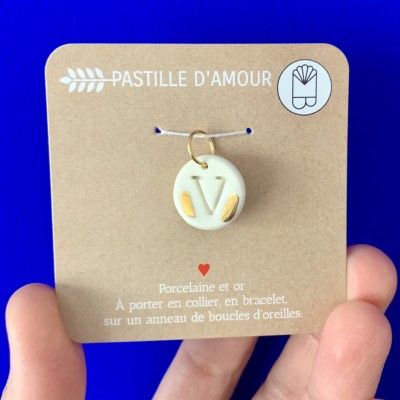 Pastille d'Amour V symbole...